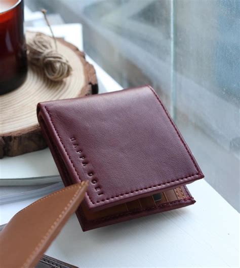 maroon luxury wallet